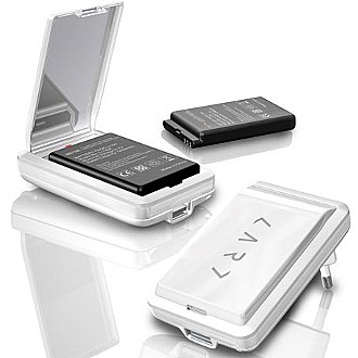 CARD CP2 USB 1A 移動電源充電器 大容量2500mAh (白)