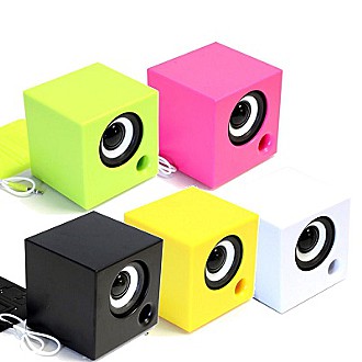 2011日本新品 pommecube 可愛糖果音箱(隨機出色)